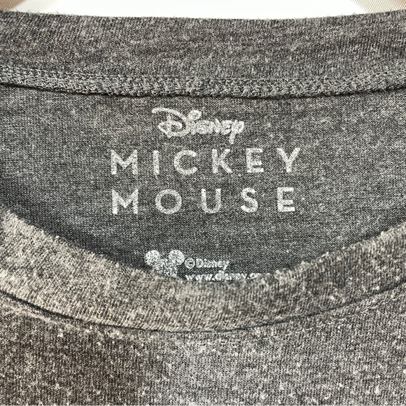 Disney Halloween T Shirt Tee Large Short Sleeve Soft Heather Gray CREEP IT REAL - Picture 3 of 5